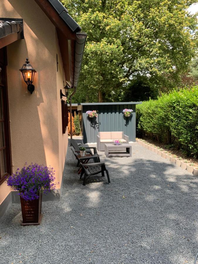 Romantisch Gastenverblijf 'Het Vogelhuisje' Lunteren Exterior foto