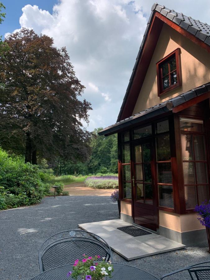 Romantisch Gastenverblijf 'Het Vogelhuisje' Lunteren Exterior foto